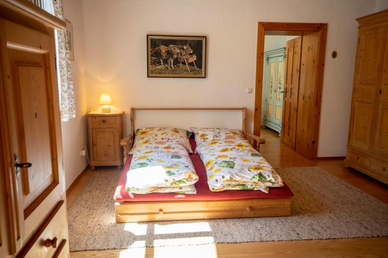 Landhauswohnung Mit Wildromantischem Garten Füssen Εξωτερικό φωτογραφία