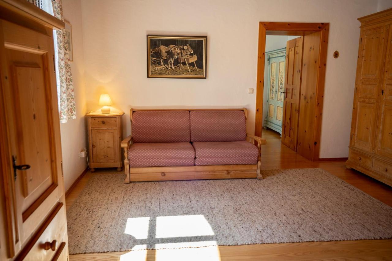 Landhauswohnung Mit Wildromantischem Garten Füssen Εξωτερικό φωτογραφία